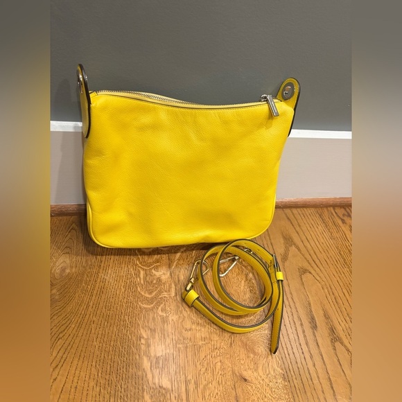 Kate Spade, New York Rosie yellow Leather Crossbody Bag New Without Tags - Picture 3 of 6